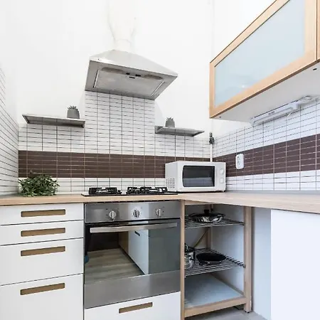 Apartmán Adele's Close To Danube And Fashion Street *