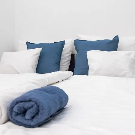 Adele's Close To Danube And Fashion Street Apartment *